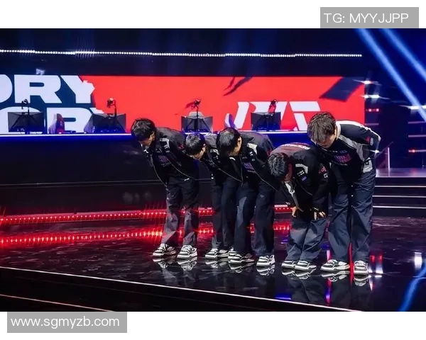 LPL春季赛中TES战队连胜势头强劲展现强大实力与团队默契 LPL春季赛中TES战队连胜势头强劲展现强大实力与团队默契