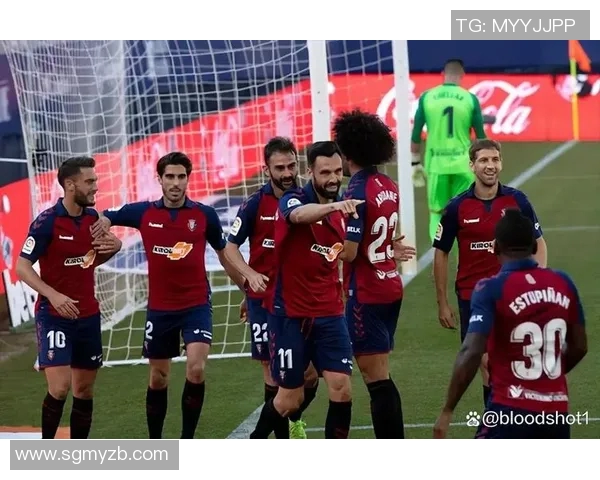 西甲焦点之战:巴塞罗那大胜皇马,梅西梅开二度力助球队取得胜利 西甲焦点之战:巴塞罗那大胜皇马,梅西梅开二度力助球队取得胜利